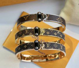 Picture of LV Bracelet _SKULVbracelet11ly5411341